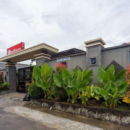 Reddoorz Syariah Near Rs Advent Bandar Lampung Hotel Exterior foto
