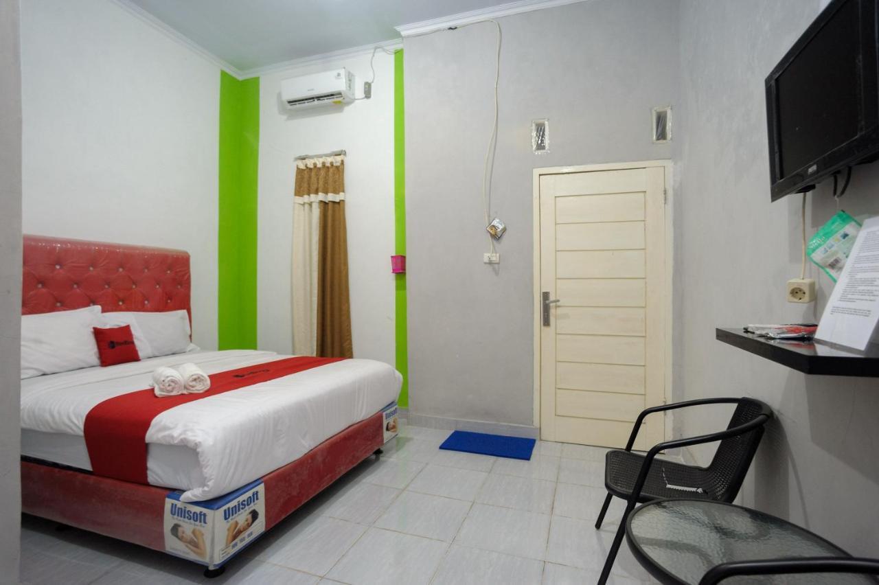 Reddoorz Syariah Near Rs Advent Bandar Lampung Hotel Exterior foto